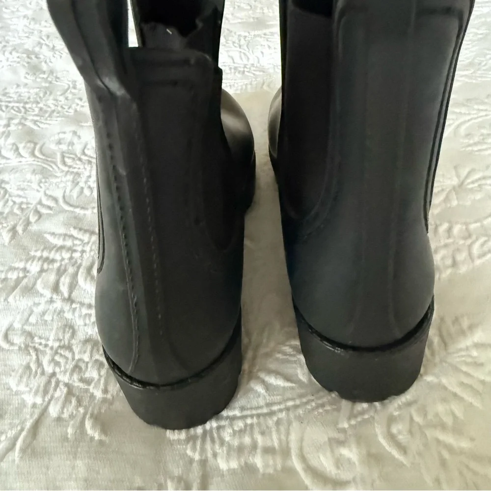 Jeffrey Campbell Black Cloudy Rain Rubber Ankle Boots Size 7